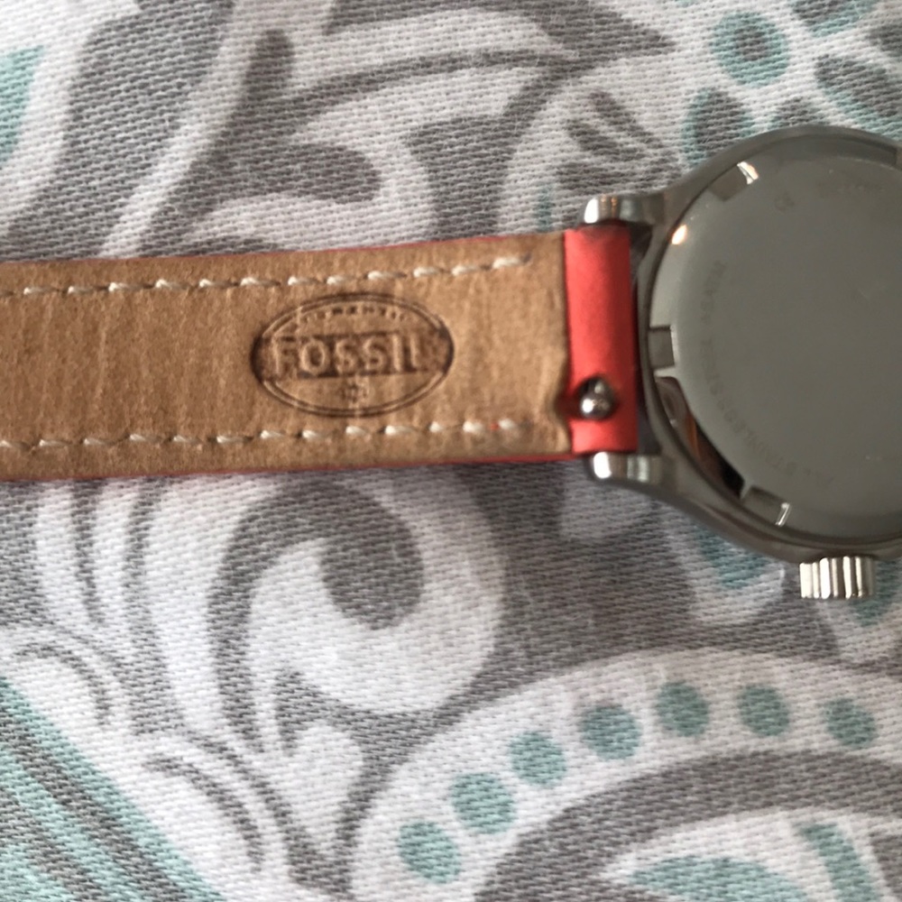 Watch - Picture 6 of 8